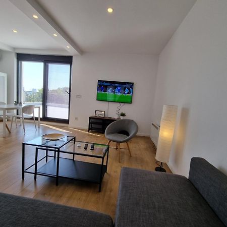 J&J Apartments Belgrado Buitenkant foto