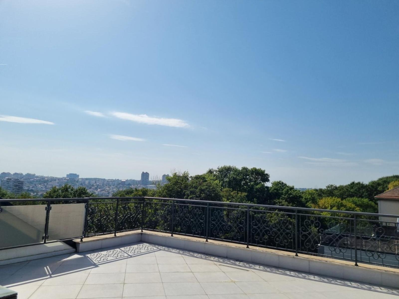 J&J Apartments Belgrado Buitenkant foto
