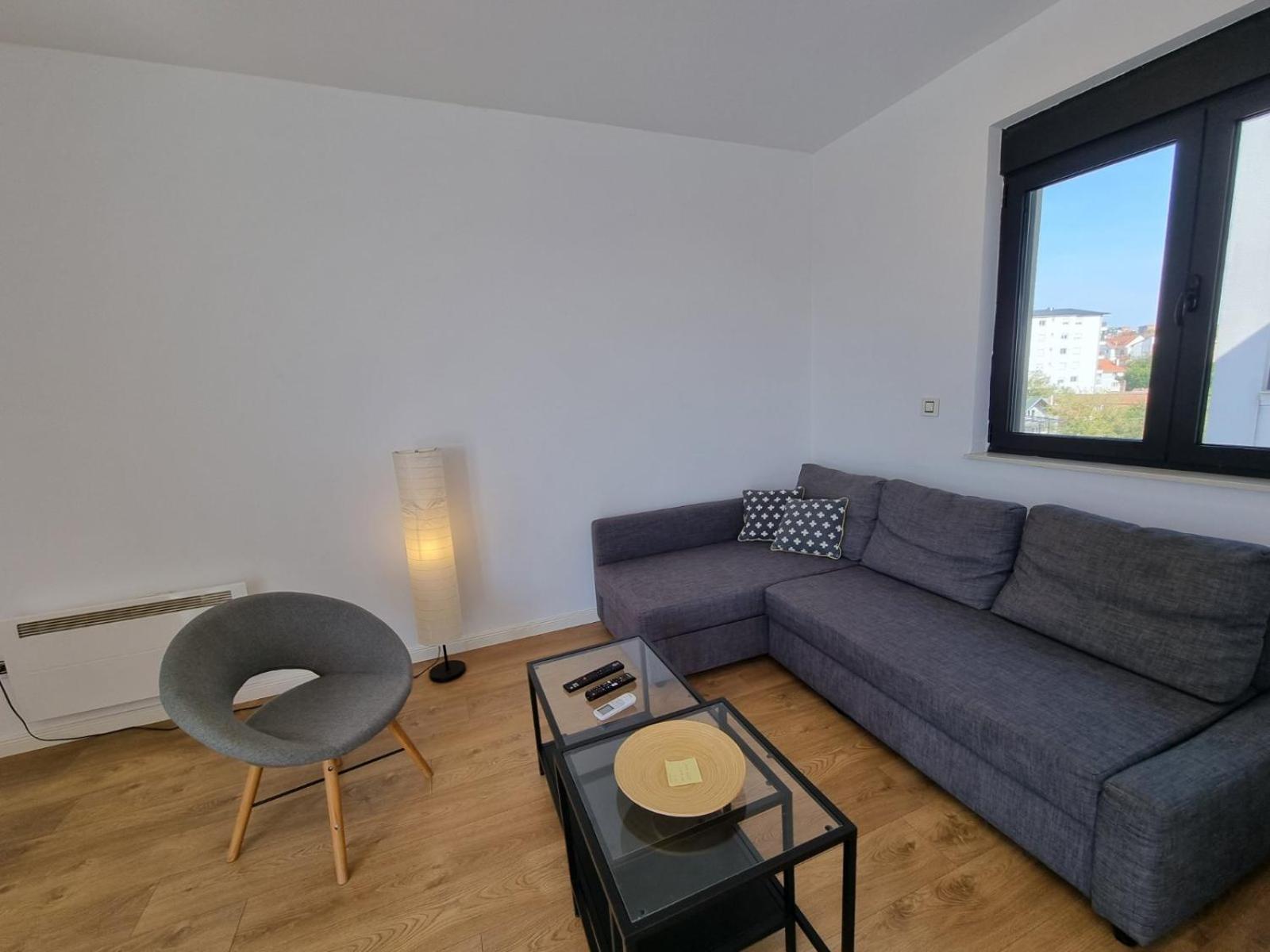 J&J Apartments Belgrado Buitenkant foto