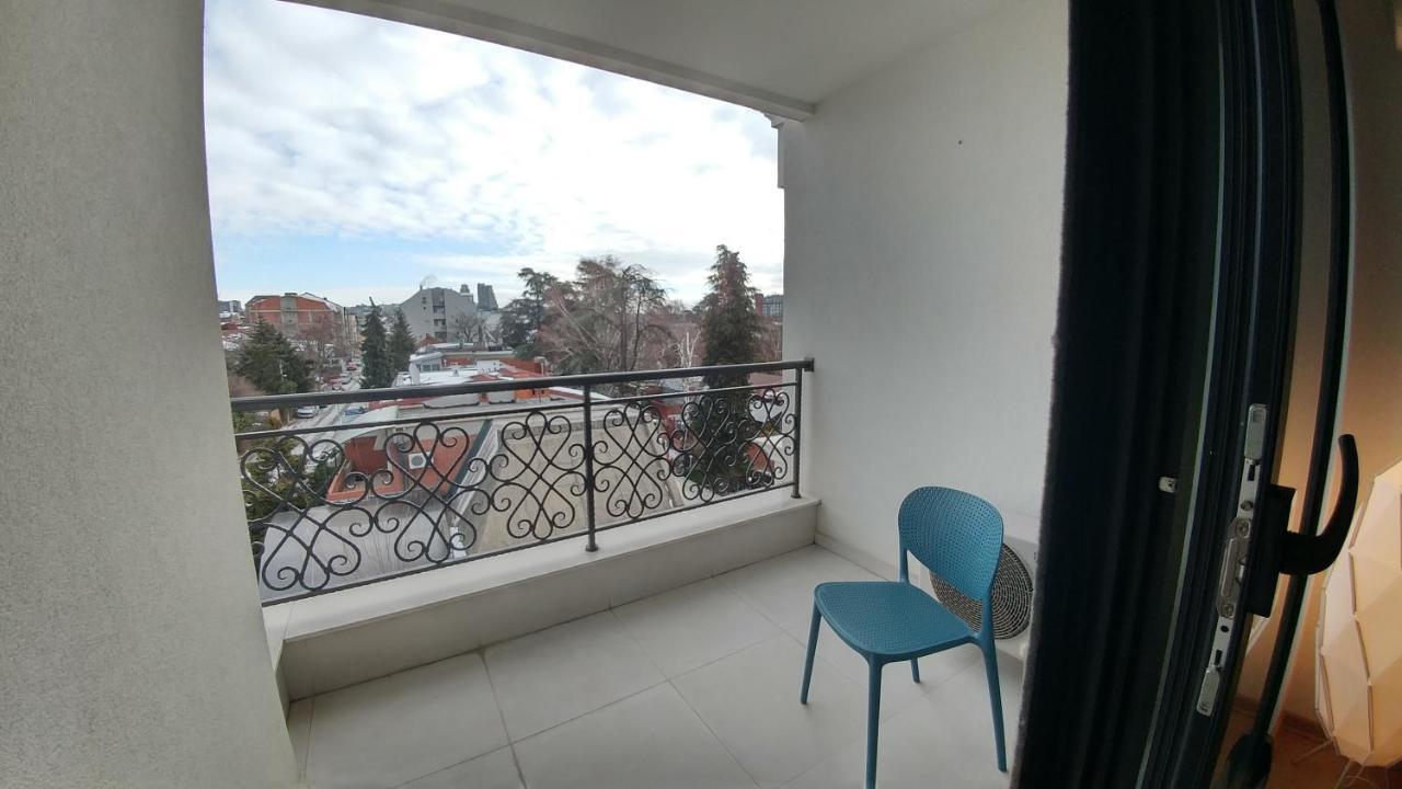 J&J Apartments Belgrado Buitenkant foto