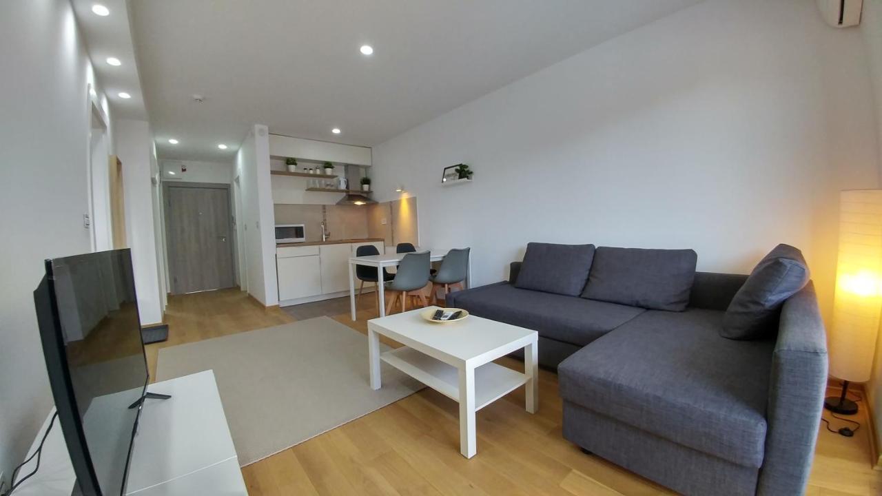 J&J Apartments Belgrado Buitenkant foto
